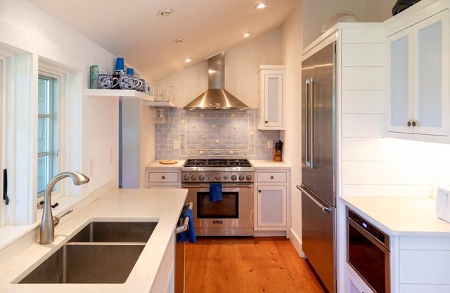 Spindrift: 4 BR/4 BA home with central AC. One-bed cottage also available .
