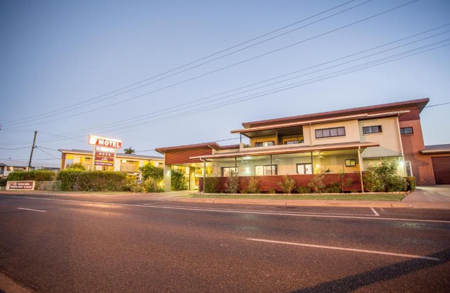 Spinifex Motel and Serviced Apartments