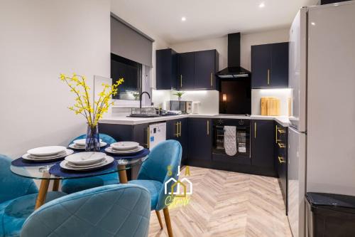 Spital Stay - SJA Stays - Modern 3 Bed Apartment