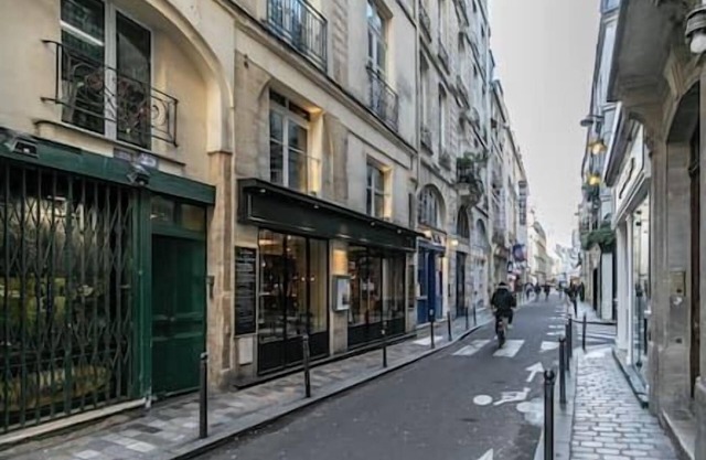 Splendid 2P Apartment Saint-Michel