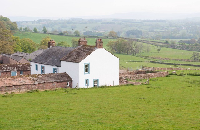 Espléndida casa de campo de 6 dormitorios con impresionantes vistas al valle del Edén