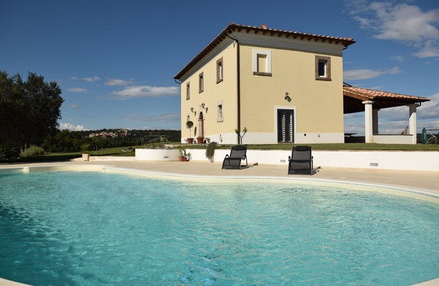 Espléndida residencia histórica en la Maremma del Lacio