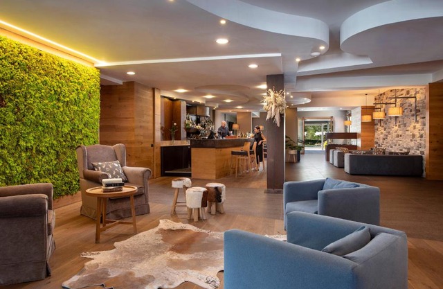 Sport Village Hotel & Spa