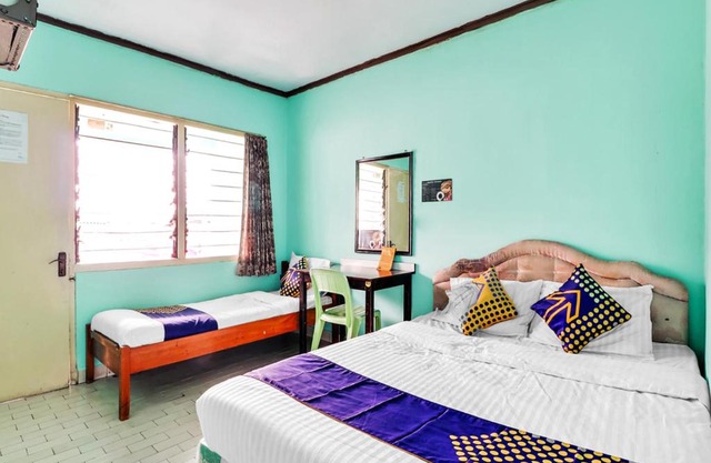 SPOT ON 90003 Villa Tawang