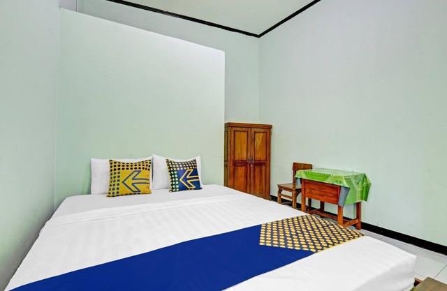 SPOT ON 90760 Homestay Al Madina Syariah