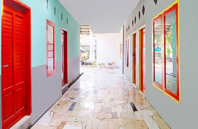 SPOT ON 91222 Kanjeng Mami Homestay Syariah