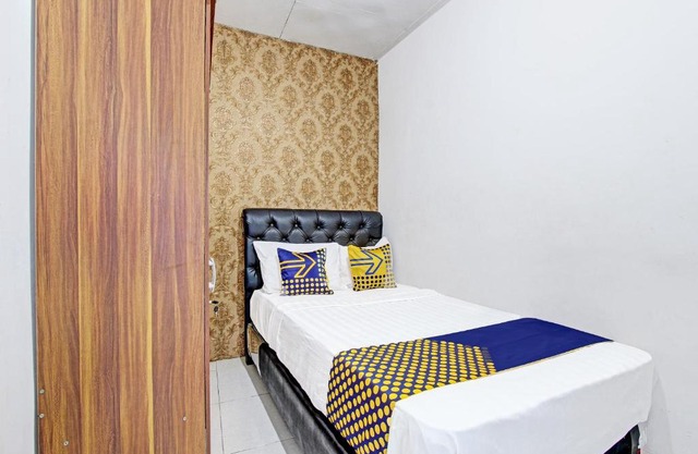 SPOT ON 91521 Mayong Guesthouse