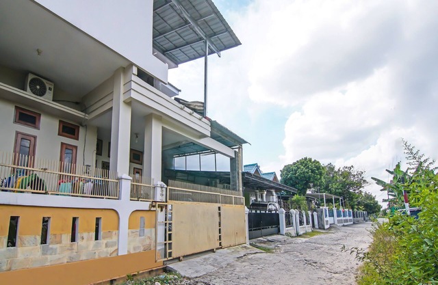 SPOT ON 91958 Flamboyan 25 Homestay Syariah