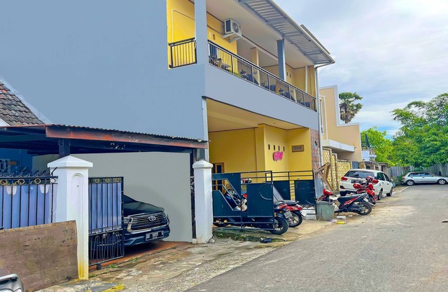 SPOT ON 92547 Wisma Dg Tata