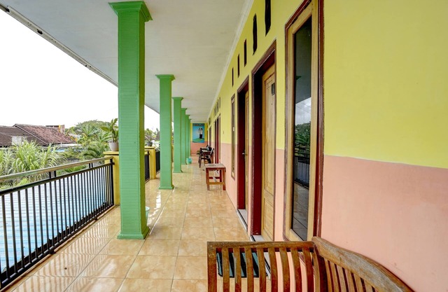 SPOT ON 92827 Anisah Adil Homestay SyariahNearsmart Kampung Desa Pakistaji