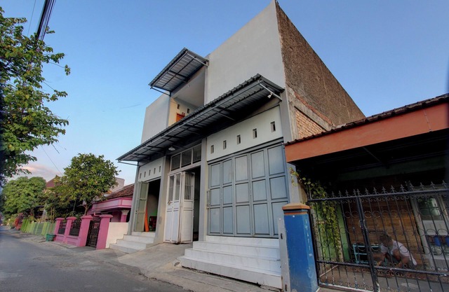 SPOT ON 92828 Galih Kost 1 Syariah