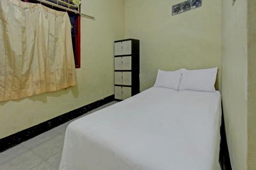 SPOT ON 92882 Penginapan 3 Bersaudara Near Pasar Sengkol