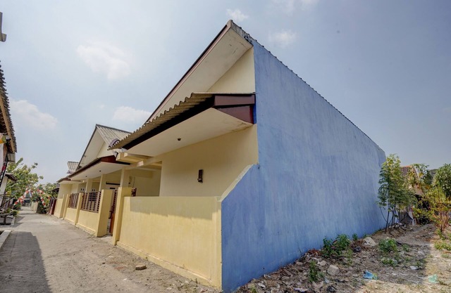 SPOT ON 92902 Sunyoto Homestay Syariah