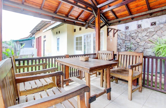 SPOT ON 94005 Homestay Bintang Syariah