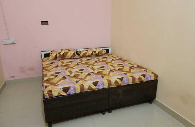 SPOT ON Royal Guest House