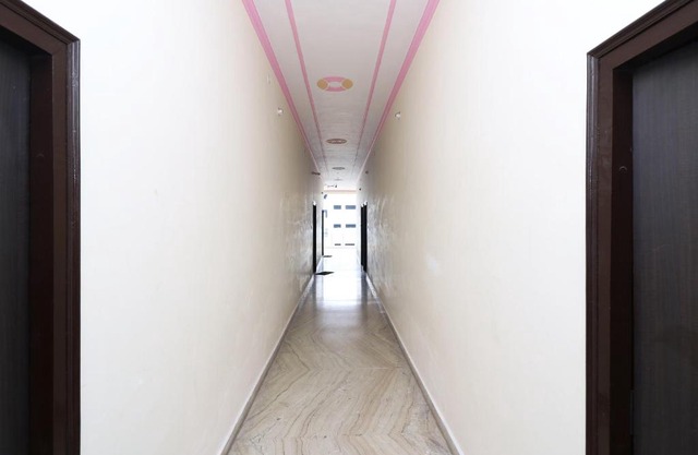 OYO 14161 Hotel ASDR