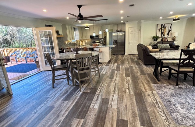 Sprawling retreat perfect getaway near beach kid friendly