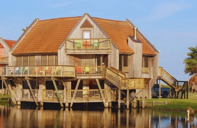 Spring Escapes – Cozy Stays, Sweet Deals at Dream Daze Beach Condo!