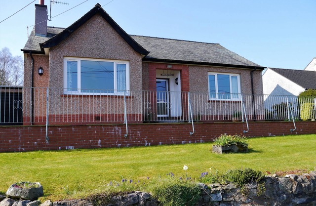 Springfield - a bungalow that sleeps 4 guests in 2 bedrooms