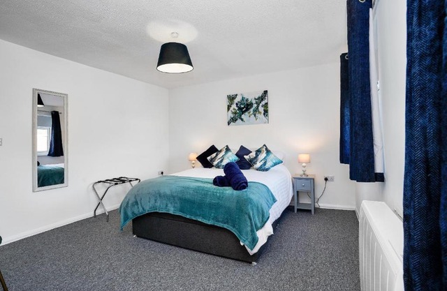 Springland Close