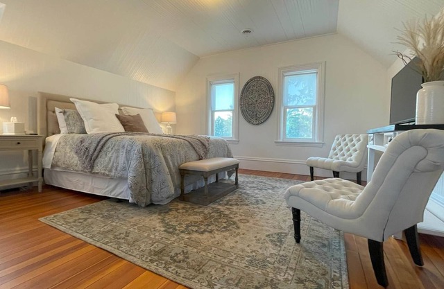 Springwater Farmhouse, Springwater Farmhouse: Unsurpassed Privacy