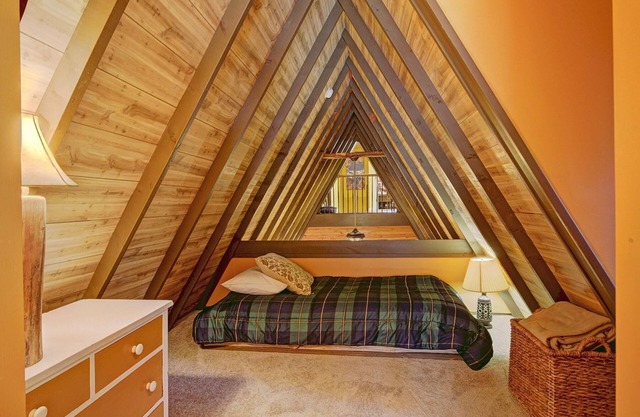 Spruce Creek Lodge 4 Bedroom Home