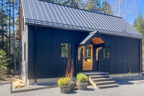 Spruce Shores Retreat
