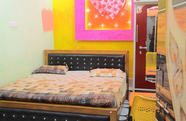 Sri Ram Lala Palace "Right Choice for your Stay" near RAM MANDIR comfortability