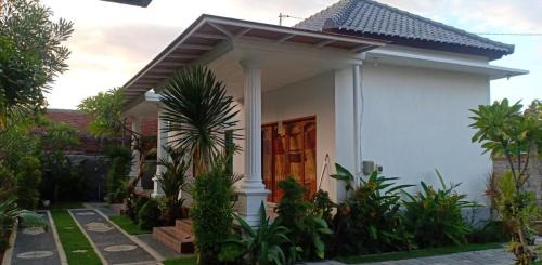 Srinadi Private House Lovina