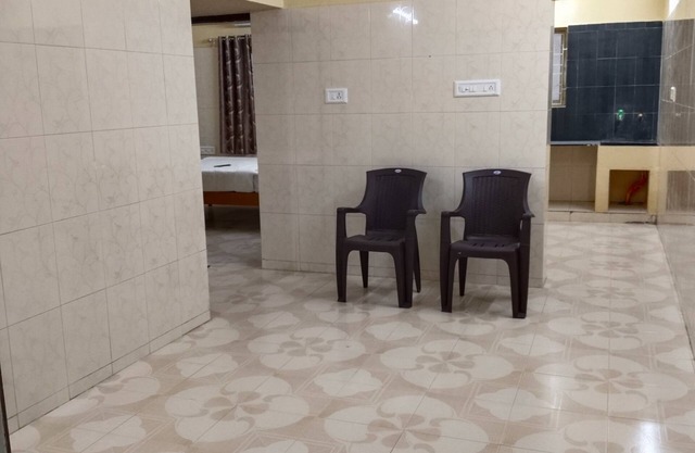 SRINIVASA RESIDENCY INN