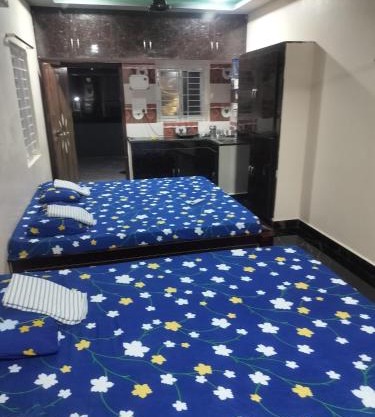 Srirangam service apartment