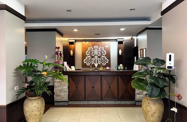 Srivichai Hotel