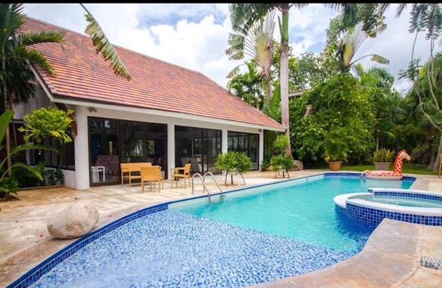 Srvittinivillas Lc16/ Pretty Jungle Villa/ Perfecta ubicación Casa de Campo