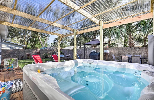 St Augustine Home w/ Hot Tub, 6 Mi to Beaches
