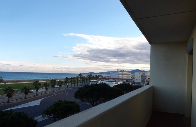 St Cyprien amplio y luminoso apartamento frente al mar Aparcamiento