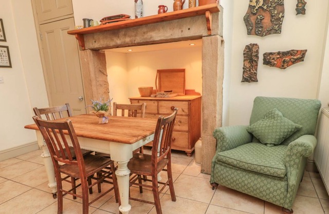 St Elmo's Apartment