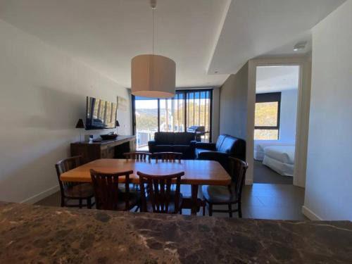 St Falls Apartment E509