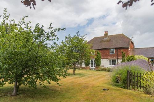 St Mary's House by Keepers Cottages