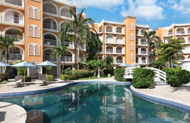 St Peter's Bay 107 in Speightstown by Personal Villas - Contemporary Convenience