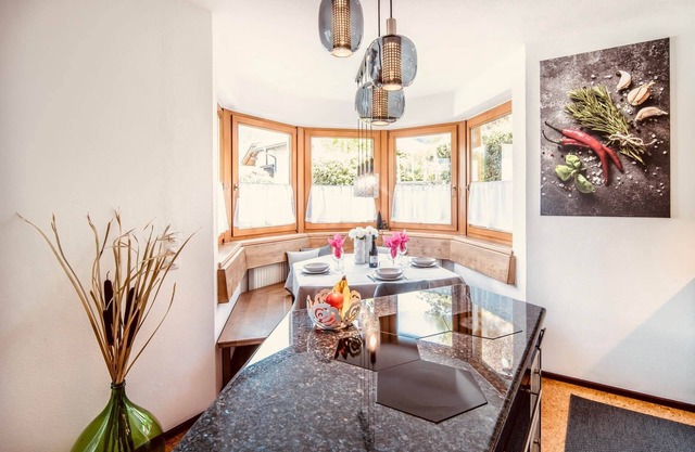 Stadtnestl Apartment – Alpine Charm, Modern Comfort, & a Private Garden!