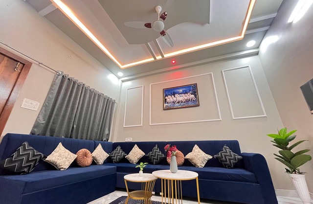 Staeg Rudraa 1bhk