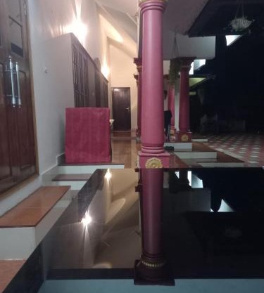 Stains holidayhome & party floor, Cherai beach
