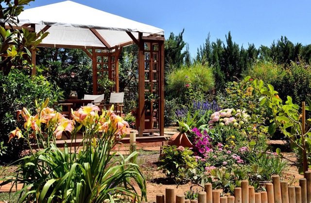 Stamatakis Boutique Studios