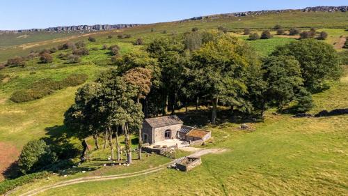 Stanage Barn, By Birch Stays