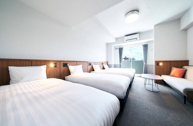 Standard 5 BedsLarge Bathroom35m2 / Naha Okinawa