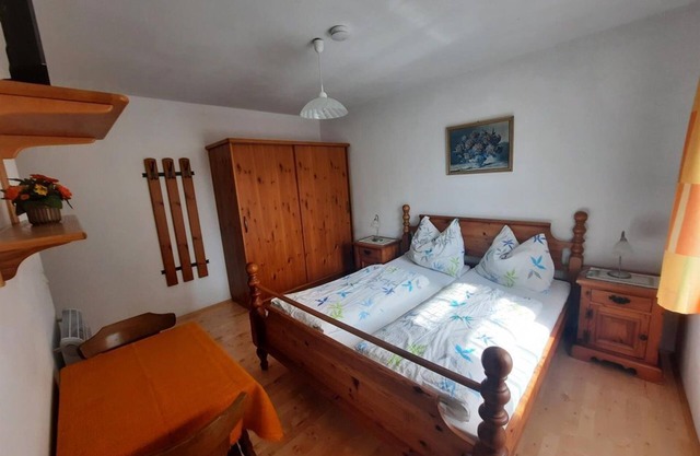 Standardzimmer, Dusche, WC, Seeblick - Pension Hecher