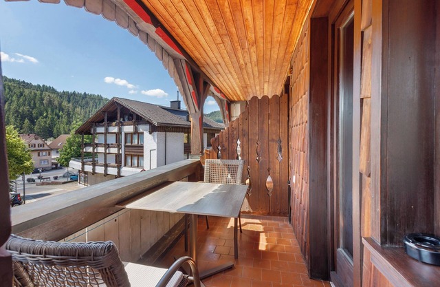 Habitación estándar doble con jardín comunitario, balcón y Wi-Fi