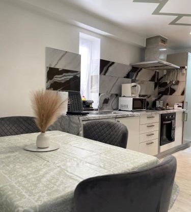 Stanton - Stylish 2 Bedroom