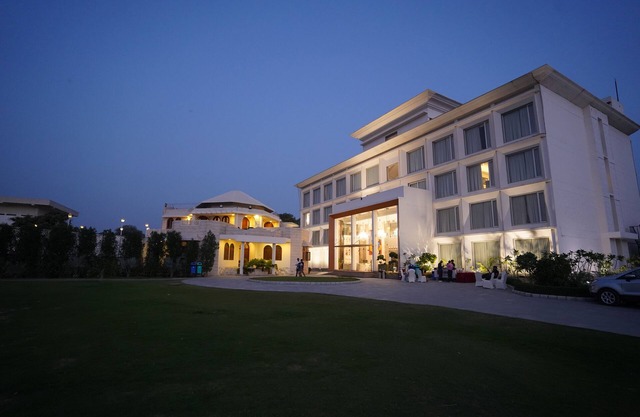 Stardom Resort