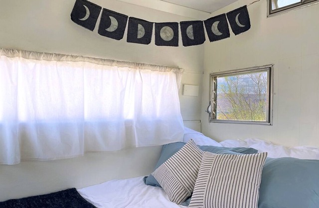 Stargazing Glamping Heaven in Big Bend